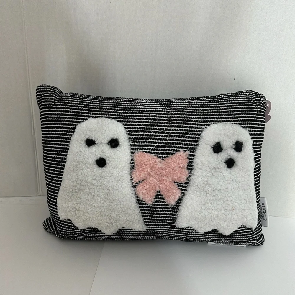 NWT Goblin & Ghoul Ghost Bow Black White Striped Decorative Throw Pillow Kitchy